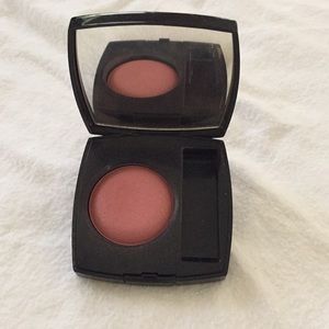 Chanel blush Rose Petale